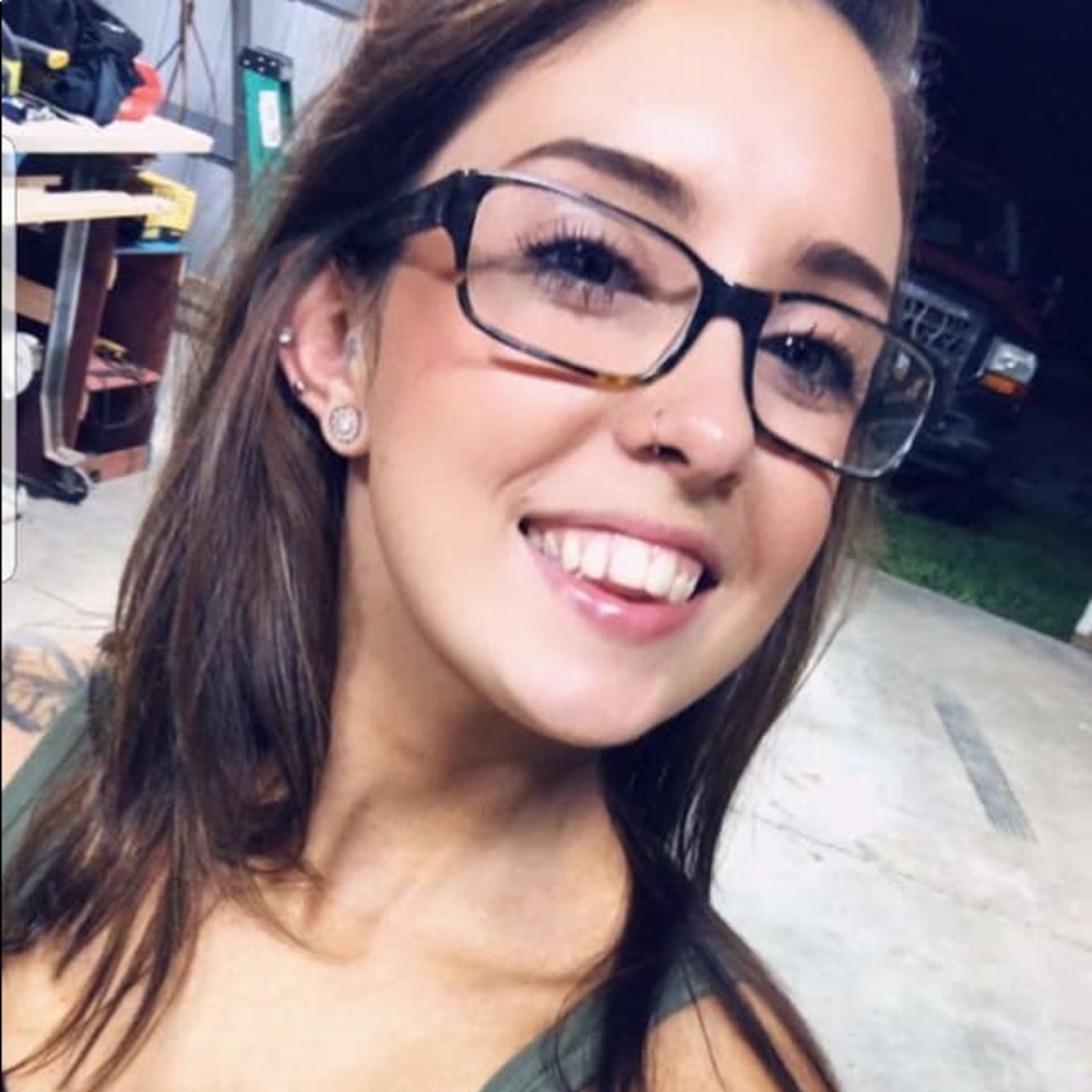 Meet your Posher, Regan